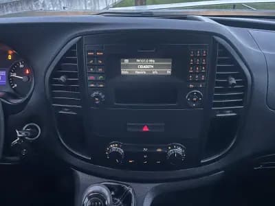 Vendo Mercedes-Benz Vito Tourer 2018 - 24900 EUR, 170000 km - AUTO.MOTO.pt