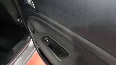 Sell Peugeot 308 SW 2018 - 12650 EUR, 133760 km - AUTO.MOTO.pt