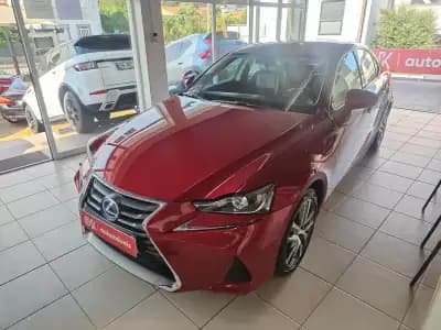 Vendo Lexus IS 300H 2017 - 25900 EUR, 68000 km - AUTO.MOTO.pt