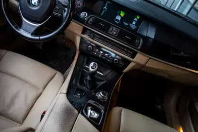 Vendo BMW 520 2010 - 11990 EUR, 252182 km - AUTO.MOTO.pt