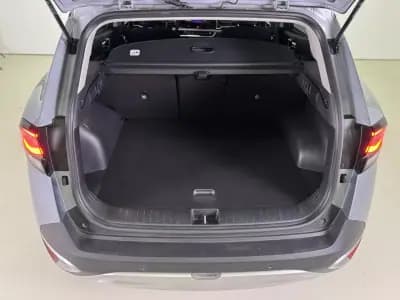 Vendo Kia Sportage 2022 - 23990 EUR, 38151 km - AUTO.MOTO.pt