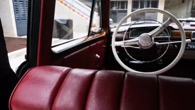 Vendo Mercedes-Benz 1956 - 45000 EUR, 39000 km - AUTO.MOTO.pt