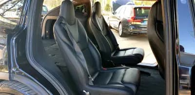 Vendo Tesla Model X 2019 - 59990 EUR, 179000 km - AUTO.MOTO.pt