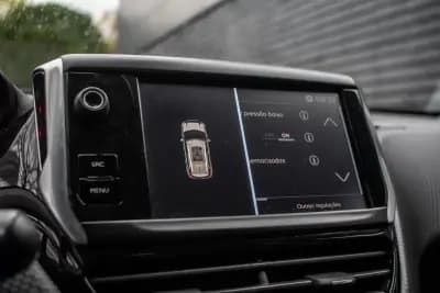 Sell Peugeot 2008 2018 - 9990 EUR, 88415 km - AUTO.MOTO.pt