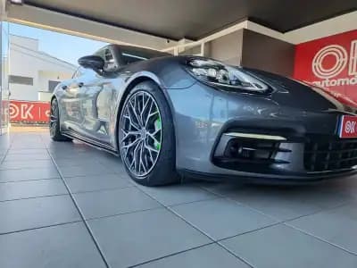 Sell Porsche Panamera 2017 - 67750 EUR, 99900 km - AUTO.MOTO.pt