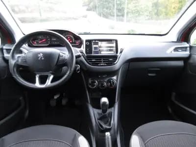 Sell Peugeot 208 2014 - 7990 EUR, 71000 km - AUTO.MOTO.pt