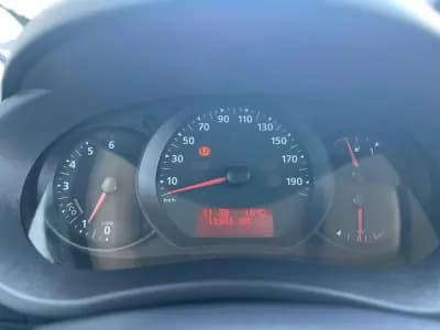 Vendo Renault Kangoo 2021 - 14500 EUR, 45338 km - AUTO.MOTO.pt