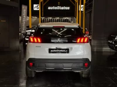 Vendo Peugeot 3008 2022 - 19990 EUR, 171600 km - AUTO.MOTO.pt