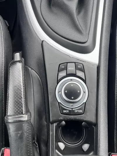 Vendo BMW 120 2008 - 12900 EUR, 300000 km - AUTO.MOTO.pt