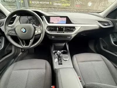 Vendo BMW 118 2021 - 23900 EUR, 52000 km - AUTO.MOTO.pt
