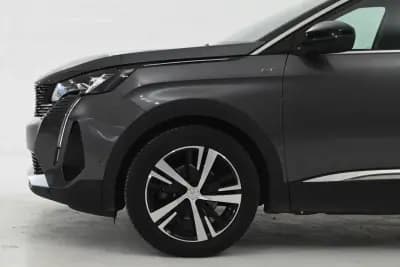 Vendo Peugeot 3008 2023 - 32750 EUR, 45000 km - AUTO.MOTO.pt