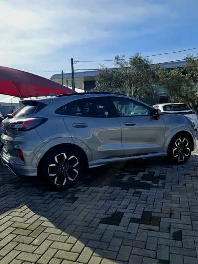 Vendo Ford Puma 2023 - 21900 EUR, 60200 km - AUTO.MOTO.pt