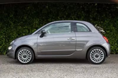 Vendo Fiat 500C 2018 - 12900 EUR, 65000 km - AUTO.MOTO.pt