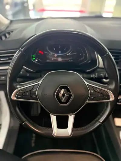 Vendo Renault Captur 2021 - 20000 EUR, 80000 km - AUTO.MOTO.pt