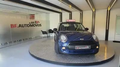 Vendo MINI 2014 - 10900 EUR, 209521 km - AUTO.MOTO.pt