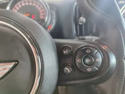 Vendo MINI Countryman 2018 - 19990 EUR, 84000 km - AUTO.MOTO.pt