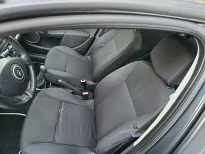 Vendo Renault Clio Break 2008 - 3999 EUR, 208437 km - AUTO.MOTO.pt