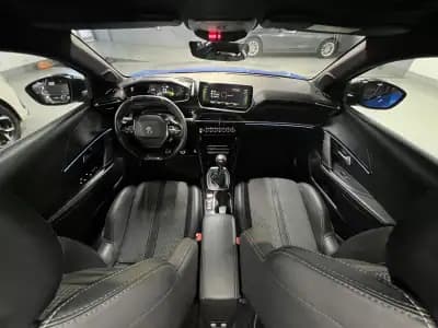 Sell Peugeot 208 2021 - 15990 EUR, 40000 km - AUTO.MOTO.pt