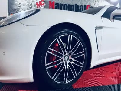 Sell Porsche Panamera 2015 - 43990 EUR, 110565 km - AUTO.MOTO.pt