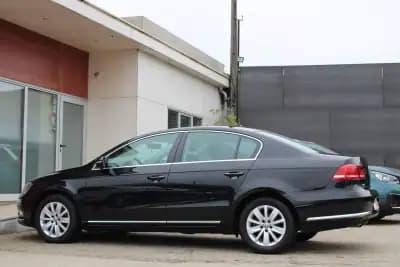 Vendo Volkswagen Passat 2011 - 10990 EUR, 174000 km - AUTO.MOTO.pt