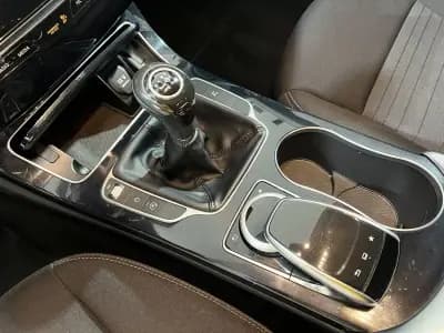 Sell Mercedes-Benz C 180 2015 - 15600 EUR, 211367 km - AUTO.MOTO.pt