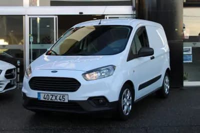 Sell Ford Transit Courier 2020 - 12400 EUR, 140939 km - AUTO.MOTO.pt