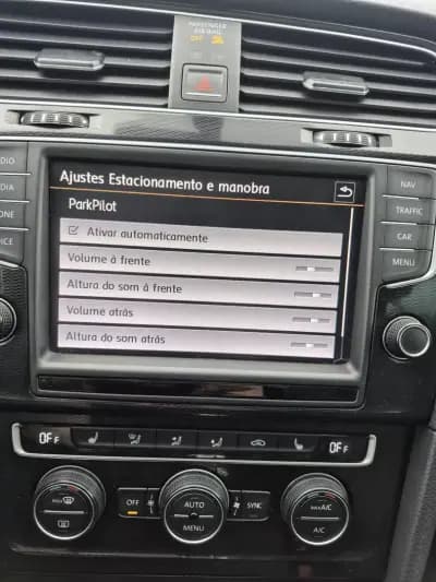 Sell Volkswagen Golf 2016 - 15490 EUR, 211638 km - AUTO.MOTO.pt