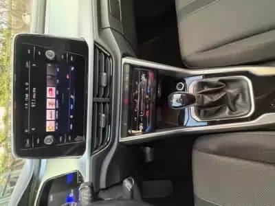 Vendo Volkswagen Amarok 2023 - 27900 EUR, 51200 km - AUTO.MOTO.pt