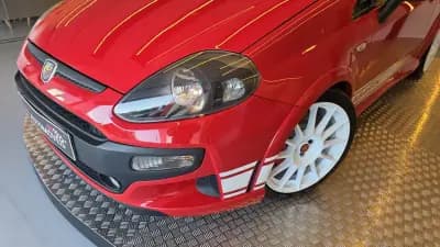 Sell Abarth Punto Evo 2012 - 16500 EUR, 118522 km - AUTO.MOTO.pt