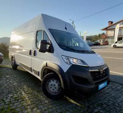 Sell Opel Movano 2023 - 30450 EUR, 72000 km - AUTO.MOTO.pt