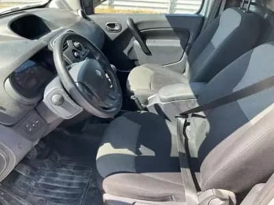 Sell Renault KANGOO 1.5 DCI MAXI BUSINESS 2022 - 10750 EUR, 130000 km - AUTO.MOTO.pt