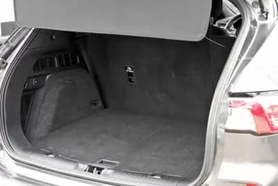 Vendo Ford Kuga 2022 - 29900 EUR, 80756 km - AUTO.MOTO.pt