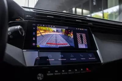 Vendo Peugeot 308 SW 2023 - 23790 EUR, 59725 km - AUTO.MOTO.pt