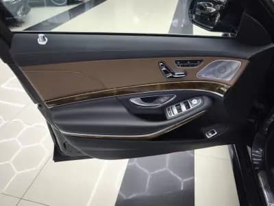 Sell Mercedes-Benz S 500 2015 - 49950 EUR, 179351 km - AUTO.MOTO.pt