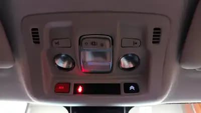 Vendo Citroën C3 VAN 2020 - 13618 EUR, 92936 km - AUTO.MOTO.pt