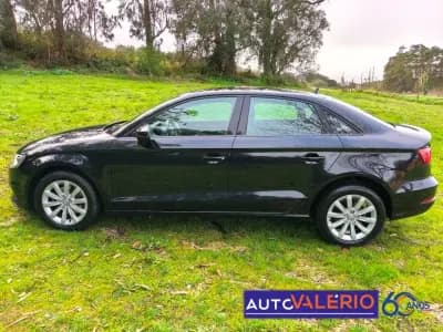 Sell Audi A3 Limousine 2014 - 12950 EUR, 164667 km - AUTO.MOTO.pt