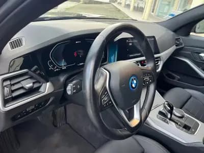 Vendo BMW 320 2022 - 34900 EUR, 53000 km - AUTO.MOTO.pt