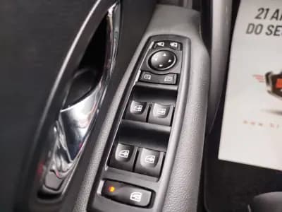 Vendo Renault Mégane Sport Tourer 2015 - 11750 EUR, 143765 km - AUTO.MOTO.pt