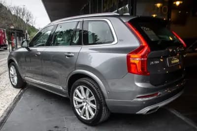 Sell Volvo XC 90 2016 - 24990 EUR, 206775 km - AUTO.MOTO.pt
