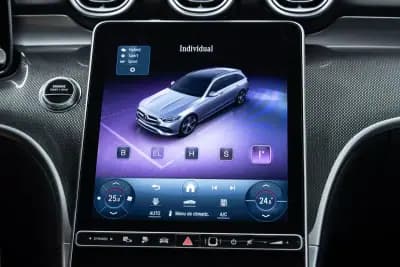 Vendo Mercedes-Benz C 300 2022 - 42950 EUR, 63000 km - AUTO.MOTO.pt