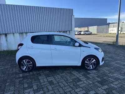 Sell Peugeot 108 2016 - 11490 EUR, 54520 km - AUTO.MOTO.pt