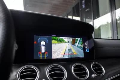 Sell Mercedes-Benz E 300 2022 - 39750 EUR, 66165 km - AUTO.MOTO.pt