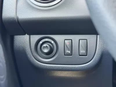 Sell Dacia Sandero 2017 - 9900 EUR, 166000 km - AUTO.MOTO.pt