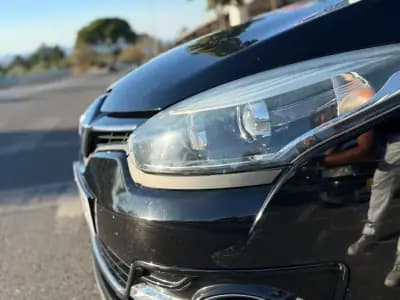 Sell Renault Mégane Coupe 2014 - 12900 EUR, 155557 km - AUTO.MOTO.pt