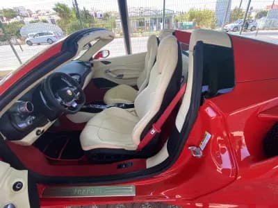 Sell Ferrari F8 Tributo 2022 - 425600 EUR, 4336 km - AUTO.MOTO.pt