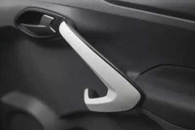 Vendo Ford KA 2015 - 4999 EUR, 174924 km - AUTO.MOTO.pt