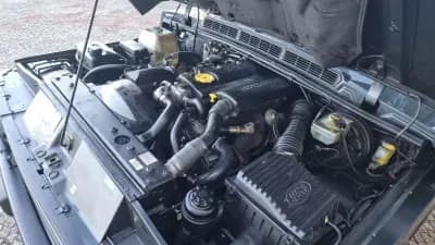 Vendo Land Rover Range Rover 1996 - 35500 EUR, 143108 km - AUTO.MOTO.pt