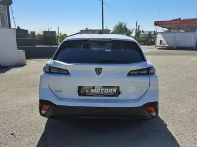 Vendo Peugeot 308 SW 2023 - 21990 EUR, 116470 km - AUTO.MOTO.pt