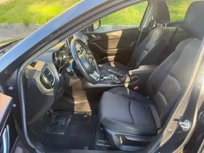 Vendo Mazda 3 2016 - 9800 EUR, 223000 km - AUTO.MOTO.pt