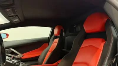Sell Lamborghini Aventador 2012 - 349900 EUR, 17929 km - AUTO.MOTO.pt
